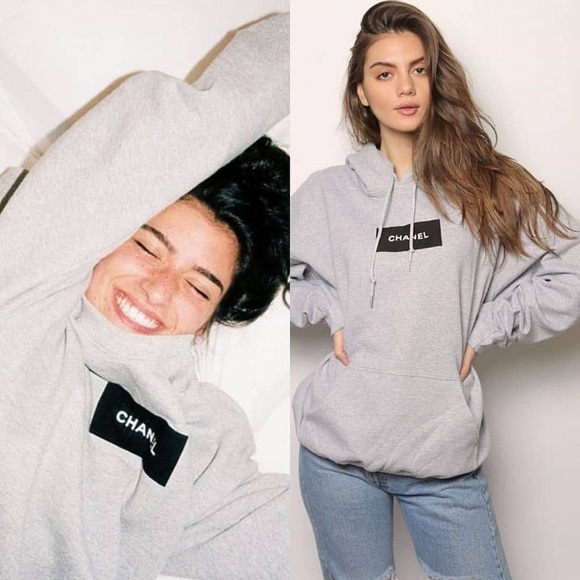 Chanel patch sweatshirt Clearance